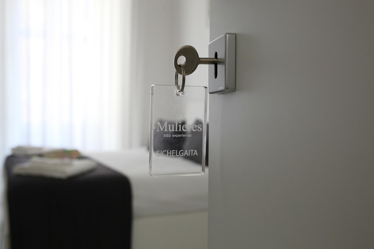 Apartamento Le Mulieres Salerno Exterior foto